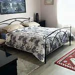 Zevio Home