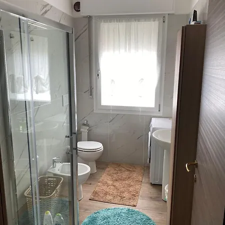 アパート Zevio Home Zevio