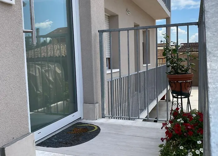 Lejlighed Zevio Home